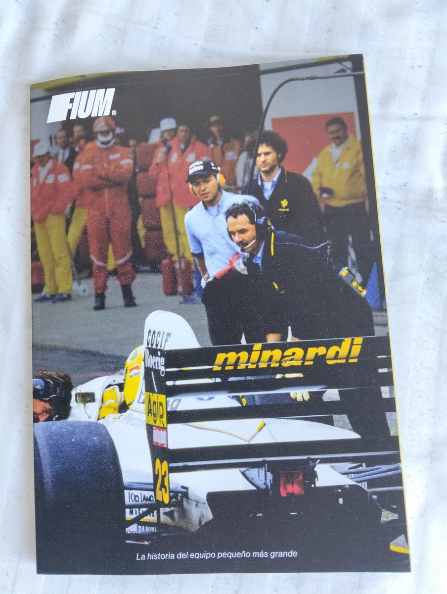 Pues por fin me ha llegado, después de tanta espera. Habrá que devorarlo😏😍

<a href="/revistafium/">Fium</a> <a href="/victorabadf1/">Víctor Abad</a>