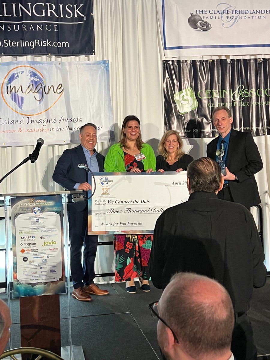 NerdsThatCare's tweet image. We were proud to present the Fan Favorite award to We Connect The Dots @WCTDs at the Long Island Imagine Awards @ImagineAwardsLI —an amazing night celebrating impact! 💙 #NerdsThatCare #ImagineAwards