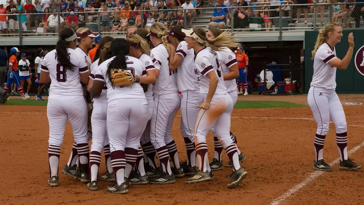 Throwback Thursday ⏪⏪

On this day nine years ago, No. 18 Aggie softball took down the No. 1 Florida Gators in a 6-4 victory 👍

The Aggies were led by performances from <a href="/vidalestori/">Tori Vidales, OLY</a>, Ashley Walters and <a href="/SamanthaShow03/">Sam Show</a>  🔥🥎

📸 Texas A&amp;M Athletics