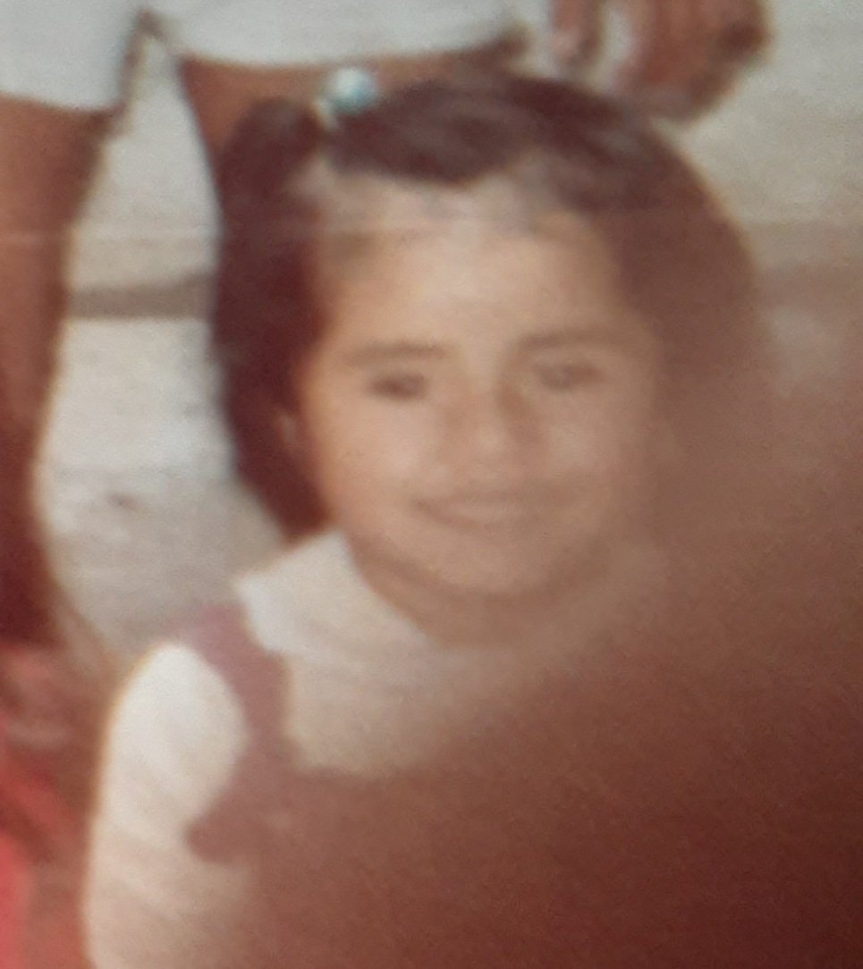 senoralocadelos's tweet image. ¿Y.. en sus familias aún se conservan y comparten estas fotos? #Deditos 📸🤭😜