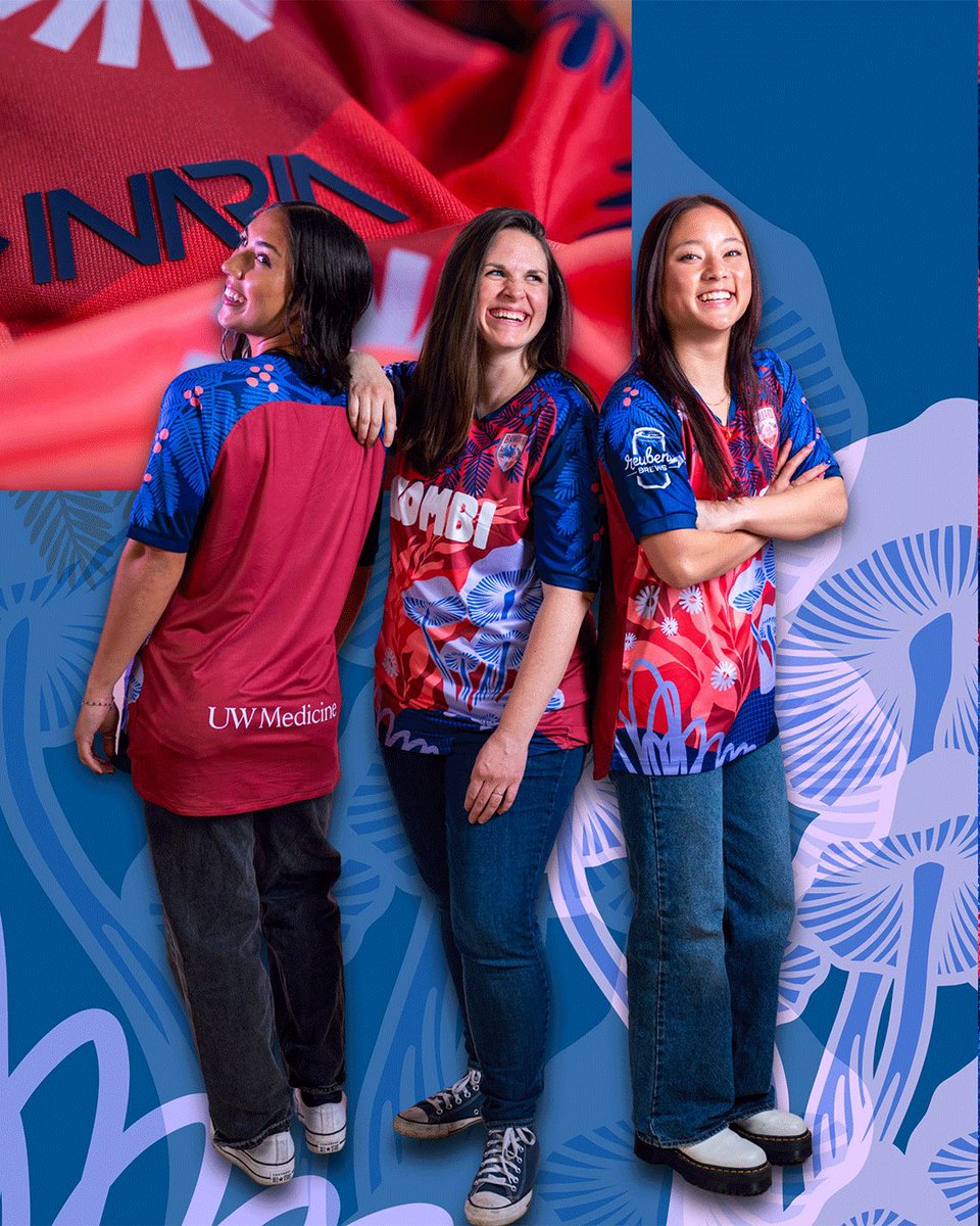 A work of art 🤩

Inspired by the PNW landscape and featuring a holographic shared badge between both clubs, this is the Sarah Robbins Kit 🎨

Shop yours today at bit.ly/4iJE2N4