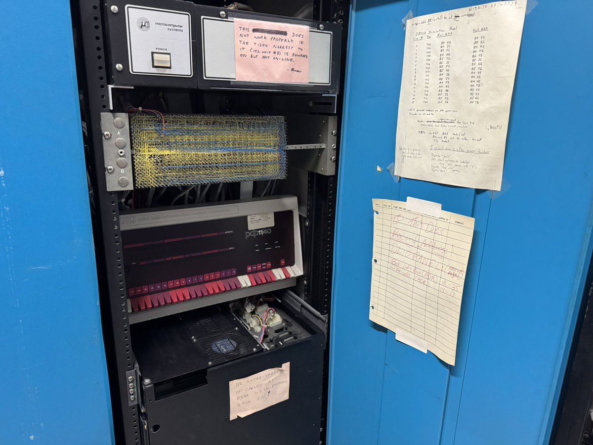 sdf_pubnix's tweet image. Reunited MIT-MC.ARPA with a page of the Boston Globe once taped to its IO cabinet. ITS #vintagecomputing #retrocomputing #lisp #mit #ailab