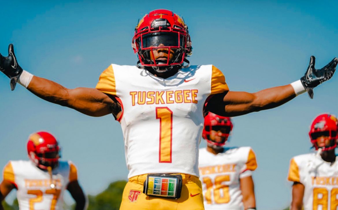 Jayden Martin (@jaydenmartina8) on Twitter photo Blessed to receive a offer from University of Tuskegee 🙏🏾
<a href="/RamsayFootball/">Ramsay Football</a> <a href="/WilliamsJrHarry/">Coach Harry Williams Jr</a> <a href="/CoachAConwell/">Anthony Conwell</a> <a href="/RonnieDjackson/">RonnieDjackson</a> <a href="/QuincyJenkins14/">Quincy “Coach Que” Jenkins</a> <a href="/SpeedyDobbs14/">Coach Dobbs</a> Blessed to receive a offer from University of Tuskegee 🙏🏾
<a href="/RamsayFootball/">Ramsay Football</a> <a href="/WilliamsJrHarry/">Coach Harry Williams Jr</a> <a href="/CoachAConwell/">Anthony Conwell</a> <a href="/RonnieDjackson/">RonnieDjackson</a> <a href="/QuincyJenkins14/">Quincy “Coach Que” Jenkins</a> <a href="/SpeedyDobbs14/">Coach Dobbs</a>