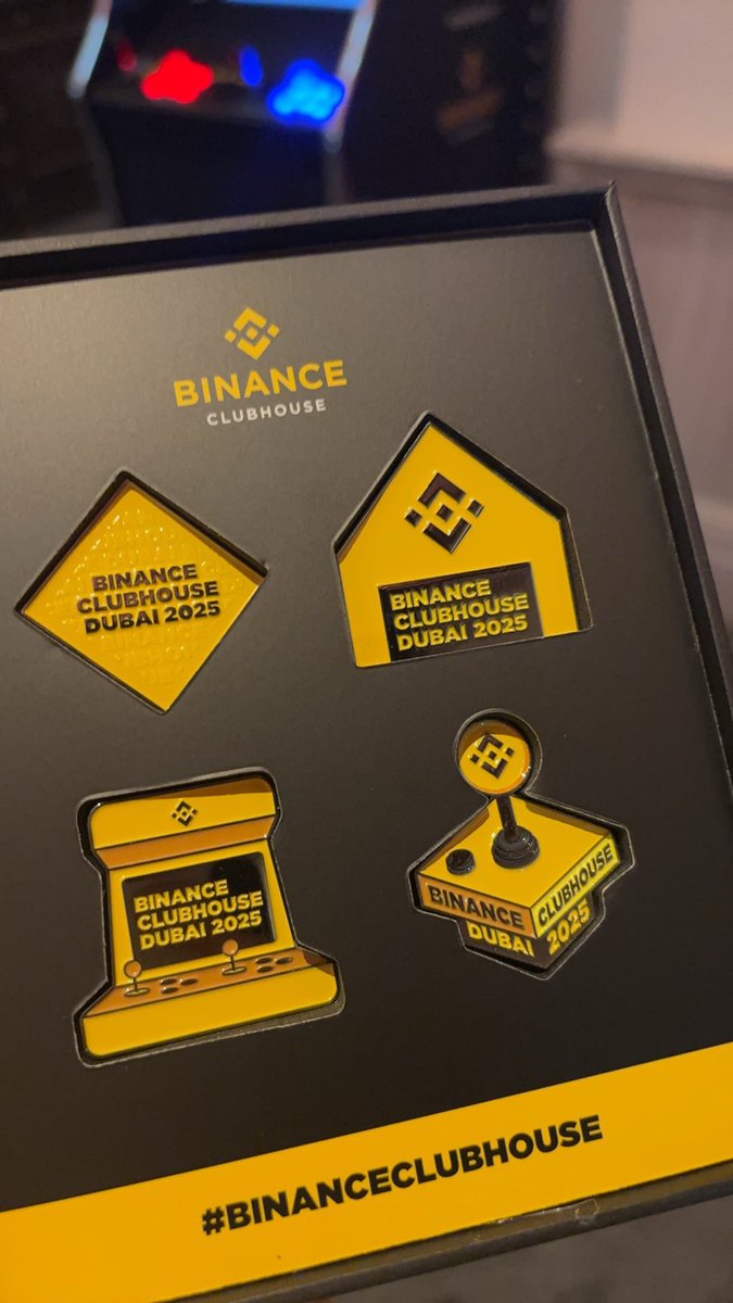 评论+转发+点赞+关注 <a href="/BNBCHAIN/">BNB Chain @ #BinanceClubhouse</a> 
抽1份 #BinanceClubhouse 活动现场的冰箱贴1份～
（只能邮寄中国大陆地区）