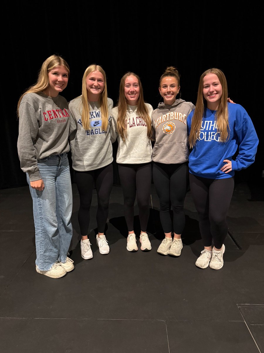 Congrats to these five track athletes who signed today to compete at the next level! We are proud of you!
Ella - Central XC/Track
Kobi - Kirkwood Basketball
Syd - UW-La Crosse XC/Track
Aly - Wartburg Track
Lucy - Luther Wresting