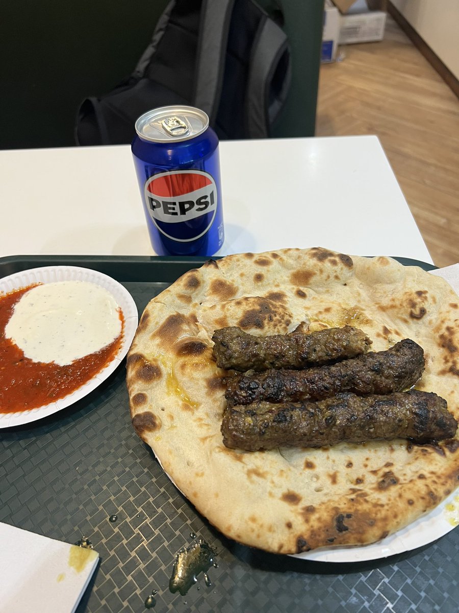 Off to the footy what a day at work and it was just too warm in the office and trains all being packed due to delays. Need a kebab roll to power me up! As I am at the endz might as well.