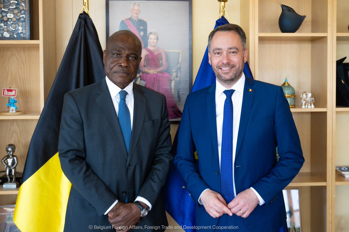 Maxime PREVOT (@prevotmaxime) on Twitter photo (FR/NL) 🇨🇩🇧🇪 À mon retour de ma tournée en Afrique centrale, je me suis entretenu avec <a href="/MartinFayulu/">Martin Fayulu</a> à Bruxelles dans la lignée de mes précédentes rencontres avec l’opposition républicaine congolaise. J’ai répété mon souhait d’être à l’écoute de la diversité d’opinions et de (FR/NL) 🇨🇩🇧🇪 À mon retour de ma tournée en Afrique centrale, je me suis entretenu avec <a href="/MartinFayulu/">Martin Fayulu</a> à Bruxelles dans la lignée de mes précédentes rencontres avec l’opposition républicaine congolaise. J’ai répété mon souhait d’être à l’écoute de la diversité d’opinions et de