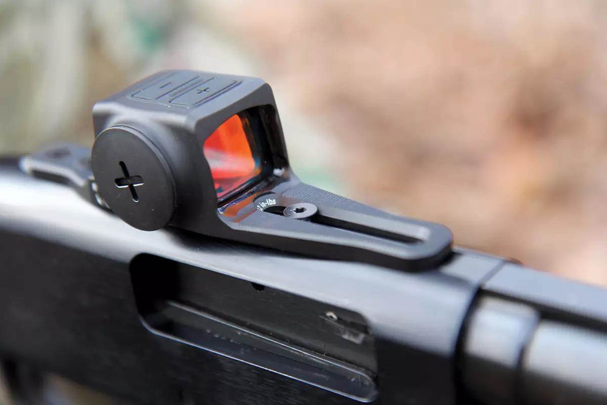 OUTDChannel's tweet photo. Do you hunt with a red dot? Adding the Vortex Viper Shotgun Dot to a turkey gun is quick, easy and requires no rail. Learn more via @GameAndFishMag: https://t.co/25J214ApPw
#FindYourAdventure #outdoors #hunting #reddot #turkeyhunting #turkeygun https://t.co/DAiWxIDtyd