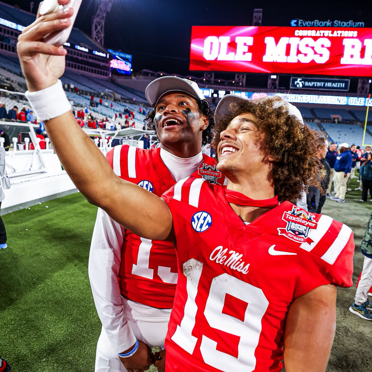 Ole Miss Athletics (@olemisssports) on Twitter photo 🚨 JACKSON REBELS 🚨
Come see <a href="/Lane_Kiffin/">Lane Kiffin</a>, <a href="/austnsimmons/">Austin Simmons</a> and <a href="/Cayden_X_Lee/">Cayden Lee</a> tonight at 6 p.m. at Reunion County Club for the Grove Collective Caravan!
<a href="/grovecollectnil/">The Grove Collective</a> x <a href="/OleMissAlumni/">Ole Miss Alumni</a> 🚨 JACKSON REBELS 🚨
Come see <a href="/Lane_Kiffin/">Lane Kiffin</a>, <a href="/austnsimmons/">Austin Simmons</a> and <a href="/Cayden_X_Lee/">Cayden Lee</a> tonight at 6 p.m. at Reunion County Club for the Grove Collective Caravan!
<a href="/grovecollectnil/">The Grove Collective</a> x <a href="/OleMissAlumni/">Ole Miss Alumni</a>