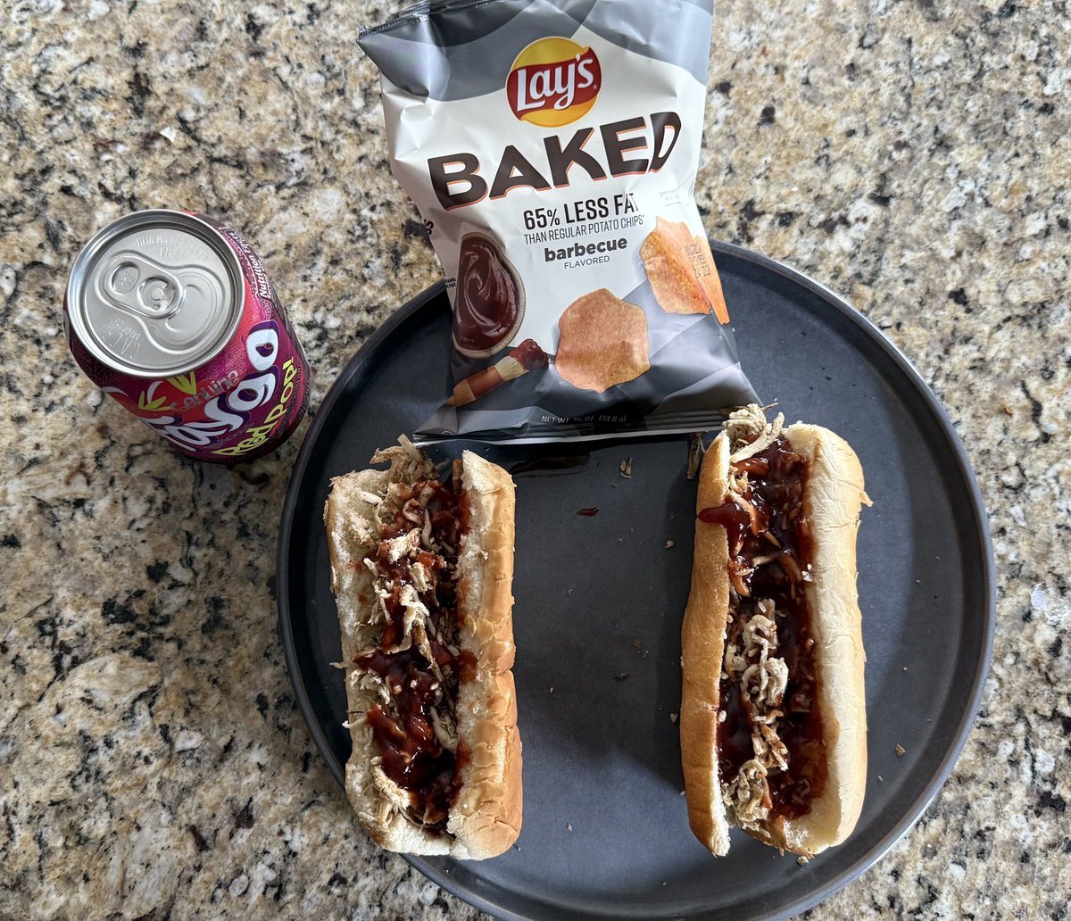 Hey <a href="/Mike_Haracz/">Chef Mike Haracz</a>, <a href="/ChefReactions/">Chef Reactions</a> please rate my lunch.