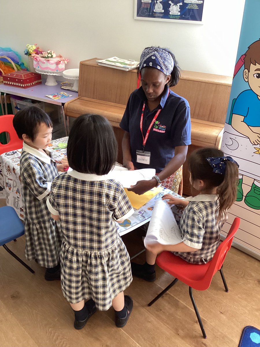 Oaks and Transition enjoyed their first role playing and story club with Ms De Armas Brown. The children had so much fun collaborating together to create stories allowing their imagination and creativity to come alive. ☺️ @uptonhouse