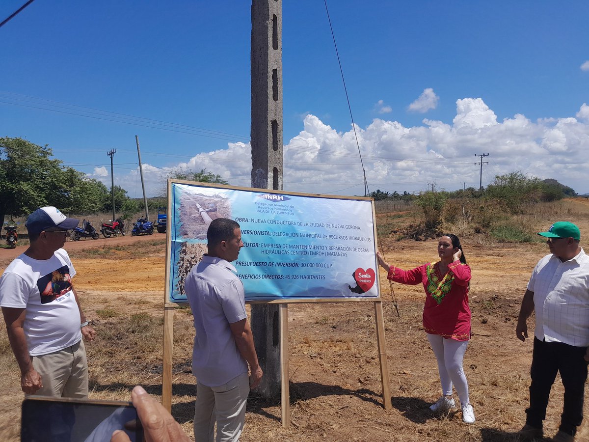 DayronTer882's tweet photo. Se inagura en la #IslaDeLaJuventud la nueva conductora para el abasto de agua de la Ciudad de Nueva Gerona #SentiPinero https://t.co/2FlpLnJeSZ