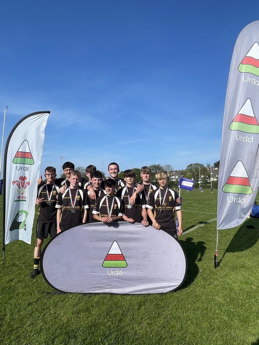 7 Bob Ochr Urdd WRU 7s (@urddwru7) on Twitter photo Canlyniadau plΓ’t Cystadleuaeth Rygbi Bechgyn Bl.9-10!ππ€©
Boys Rugby Yr.9-10 Results (plate)!π€©
π₯<a href="/YsgolGlanClwyd/">Ysgol Glan Clwyd</a>
π₯<a href="/RydalPenrhos/">Rydal Penrhos School</a>
Da iawn chi! Well done!π
<a href="/chwaraeonyrurdd/">Chwaraeon yr Urdd</a> Canlyniadau plΓ’t Cystadleuaeth Rygbi Bechgyn Bl.9-10!ππ€©
Boys Rugby Yr.9-10 Results (plate)!π€©
π₯<a href="/YsgolGlanClwyd/">Ysgol Glan Clwyd</a>
π₯<a href="/RydalPenrhos/">Rydal Penrhos School</a>
Da iawn chi! Well done!π
<a href="/chwaraeonyrurdd/">Chwaraeon yr Urdd</a>