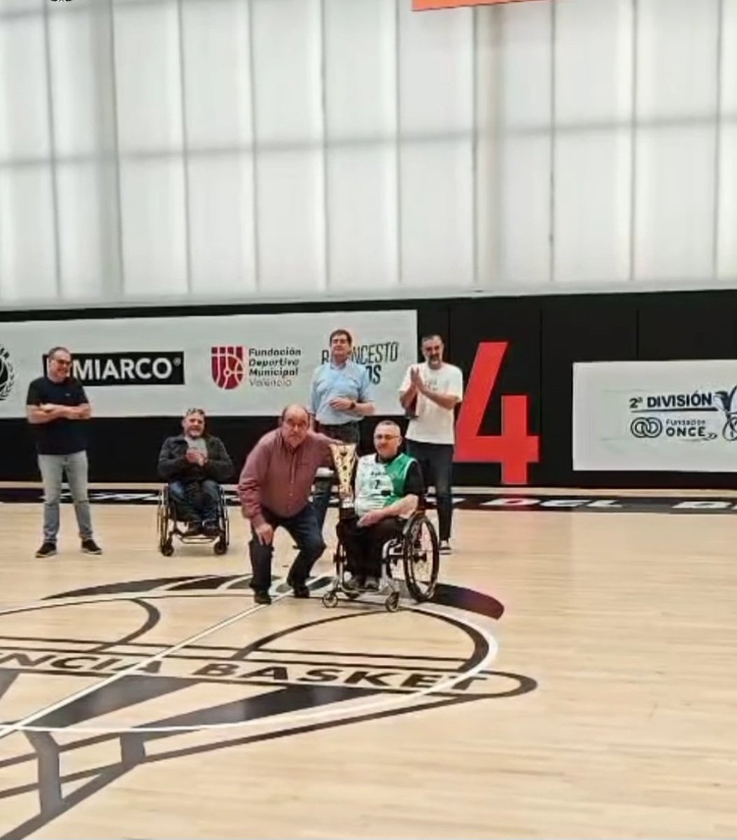 validovalencia's tweet image. El fin de semana pasado, estuve viendo BSR organizado por nuestros amigos de C.B. Petraher Bàsquet Sud València y la verdad, todo un espectáculo!

@FDMValencia
@LAlqueriaVBC
@RocioGilUncio

🏀😉👍