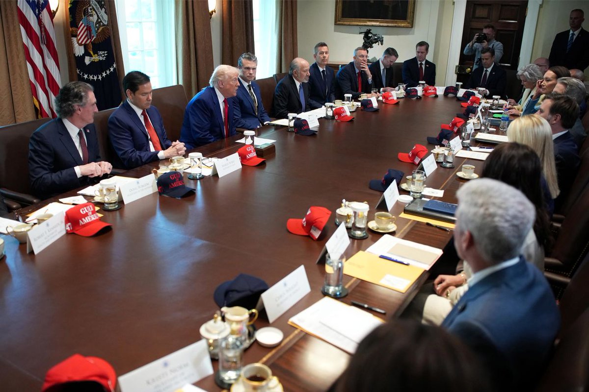 The scripted bowing… tugging of the forelock and vomit inducing performances of all to their TV personality ‘king’ was sickening.

“IT DOESN’T MATTER WHO YOU VOTE FOR, THE GOVERNMENT ALWAYS GETS IN.”
                            Martin Walker, The Resistance Man

<a href="/CNN/">CNN</a> 
<a href="/BBCNews/">BBC News (UK)</a>