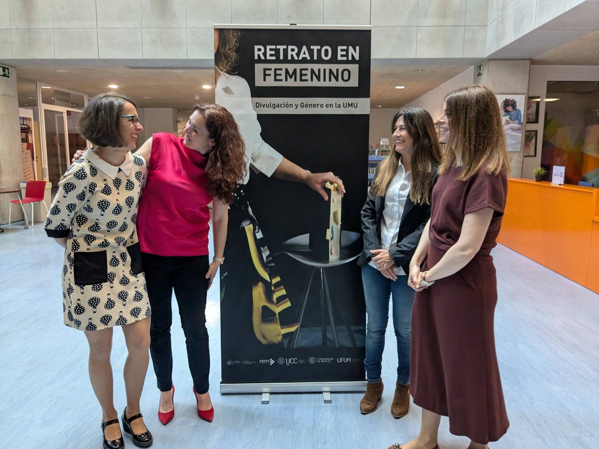 Laboratorio Temporal (@eltiempolate) on Twitter photo 🥰 Laura Arias , una de las investigadoras elegidas para la exposición "Retrato en Femenino" que trata de visibilizar la transferencia realizada por mujeres
Muy orgullosos de ella así como del resto de compañeras de <a href="/EducacionUm/">Facultad Educación UM</a> y <a href="/UMU/">Universidad Murcia</a>
➡️ um.es/web/ucc/accion…
<a href="/UMUdivulga/">UMU Divulga</a> 🥰 Laura Arias , una de las investigadoras elegidas para la exposición "Retrato en Femenino" que trata de visibilizar la transferencia realizada por mujeres
Muy orgullosos de ella así como del resto de compañeras de <a href="/EducacionUm/">Facultad Educación UM</a> y <a href="/UMU/">Universidad Murcia</a>
➡️ um.es/web/ucc/accion…
<a href="/UMUdivulga/">UMU Divulga</a>