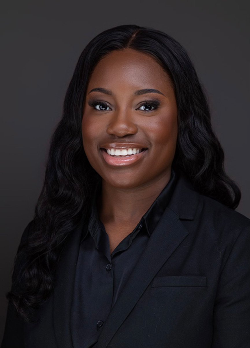 As we enter Commencement season 🎉 let's meet some of our MD program graduates! Barbara Biney matched at 💙💛 <a href="/EmoryAnesthesia/">Emory Anesthesiology</a>. Read her grad story ➡️ bit.ly/43LxZnf 

Ceremony live stream - May 9 at 10 a.m. ➡️ bit.ly/3G1xUC9 #EmoryMedicine2025