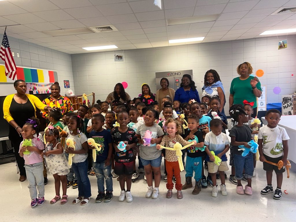 I had a great time reading “Up North, Down South, City Folk Meet Country Folk” to Simpson County Head Start students as part of Katina's Klassroom. 120 students got a cuddly companion stuffed animal. Plus, a copy of “Up North. Down South” was donated to the program. #Read