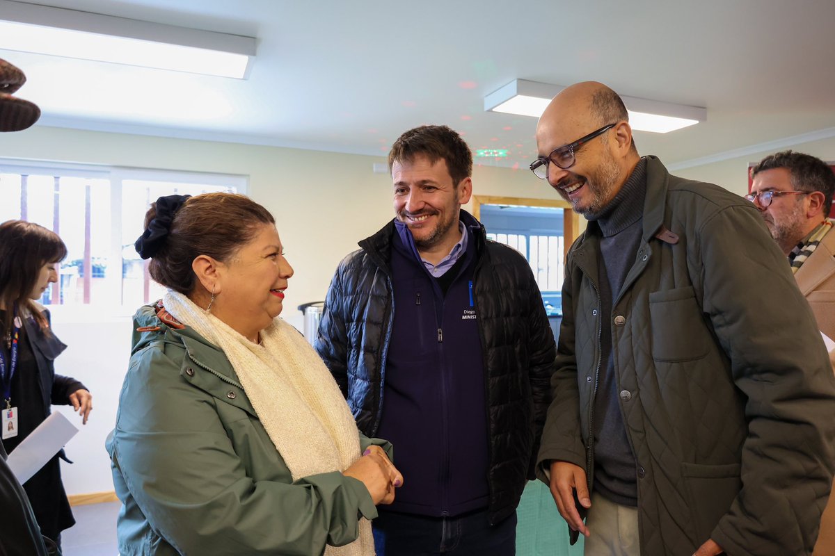 Diego Pardow (@diegopardow) on Twitter photo Junto a <a href="/marcos_ilabaca/">Marcos Ilabaca</a> compartimos con vecinos de Collico, en #Valdivia, para compartir detalles de la #ConsultaPública al Reglamento de la Ley de Biocombustibles Sólidos.
Impulsamos una leña más seca y de calidad para un aire más limpio y una mejor calidad de vida en el sur. Junto a <a href="/marcos_ilabaca/">Marcos Ilabaca</a> compartimos con vecinos de Collico, en #Valdivia, para compartir detalles de la #ConsultaPública al Reglamento de la Ley de Biocombustibles Sólidos.
Impulsamos una leña más seca y de calidad para un aire más limpio y una mejor calidad de vida en el sur.