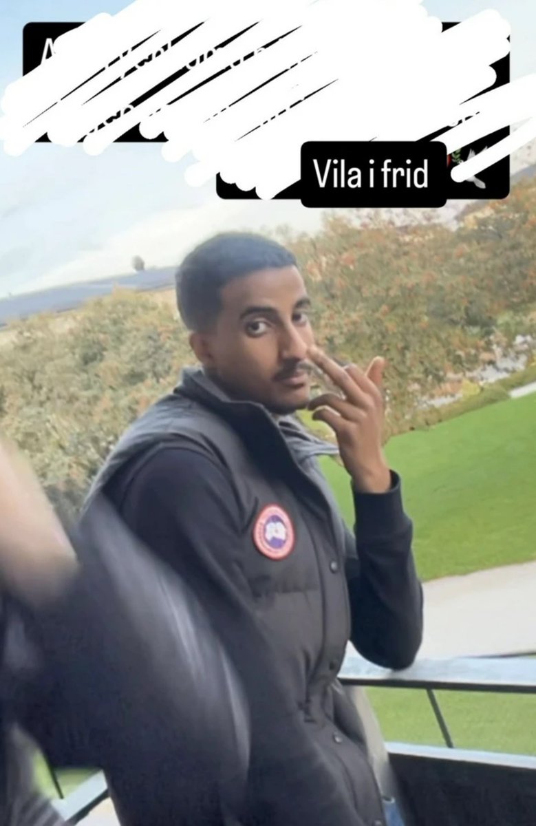 visegrad24's tweet photo. Swedish police have arrested a 16-y-old boy for yesterday’s triple-murder in Uppsala.

He had recently returned to Sweden from his home country Somalia. His mom had brought him there to distance him from the Swedish gang scene.

Instead, he shot 3 guys aged 15-20 in a barber shop https://t.co/sTeu1LWISC