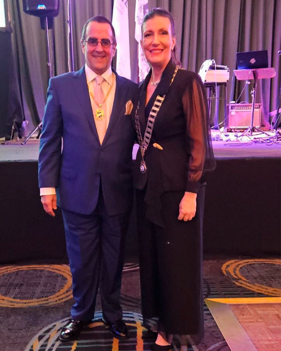 promtur_panama's tweet image. 🇵🇦 #Panamá ha sido seleccionada como sede del próximo encuentro anual de @Skal_Intl en 2026.
Durante el Congreso #SkålInternational2025 en Montevideo, Demetrio Maduro fue designado Primer Vicepresidente del Comité de Área Latinoamericana de Skål.