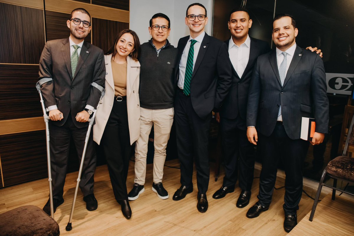 Momento fan del evento de @cpenalistas que termina hoy con el Maestro Silva Sánchez.

¿Ya se agendaron para hoy?