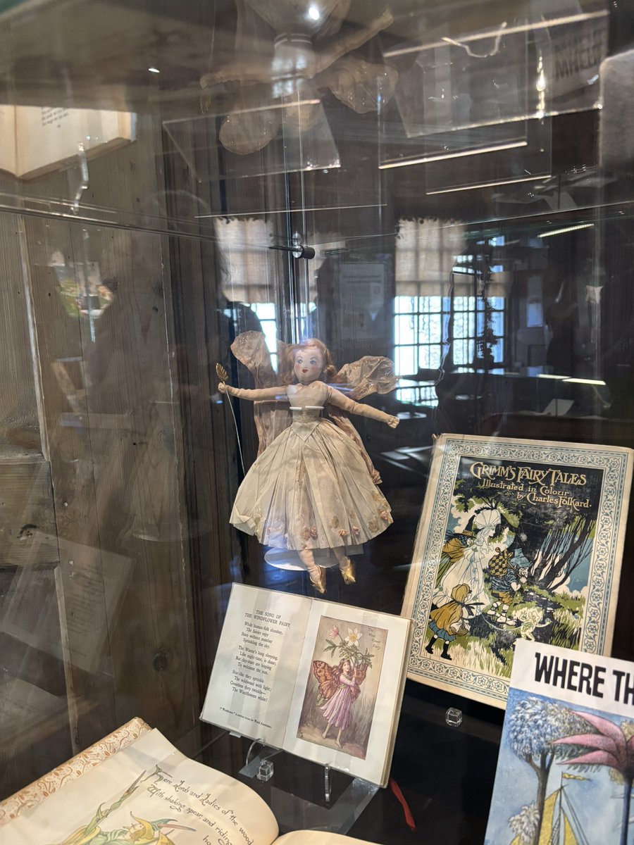 DrAinsleyMac's tweet image. ‘Nurture through Nature with Children’s Books’ organised by @MuseumsGalScot and @_SELCIE_ opens tomorrow and it is an absolute delight. Treat your inner child to this reminder of the magical power of books and nature 🫶🏻🌿💜