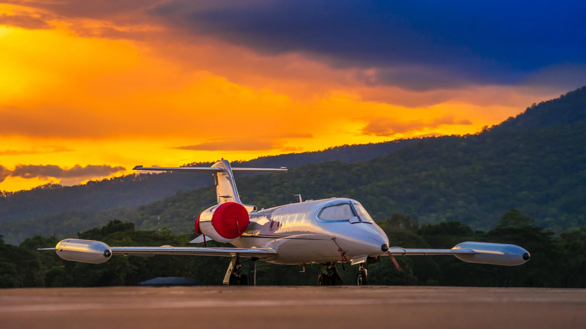 If price weren’t an issue, would you pick a fully enclosed suite in first class or a private jet for your next trip?