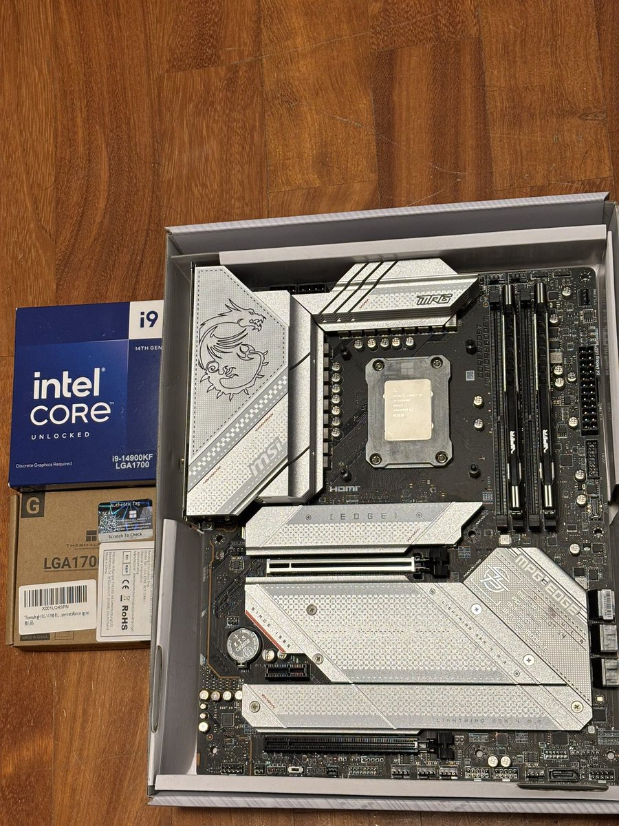 Selling i9 14900kf + z790 edge WiFi ddr4 + 4000cl16 8x2 + contact frame + arctic freezer 2 240
Everything already tweaked (custom bios aswell) and oced. Perfect build if u re on 240hz
(5.7 5.0 4266cl16)