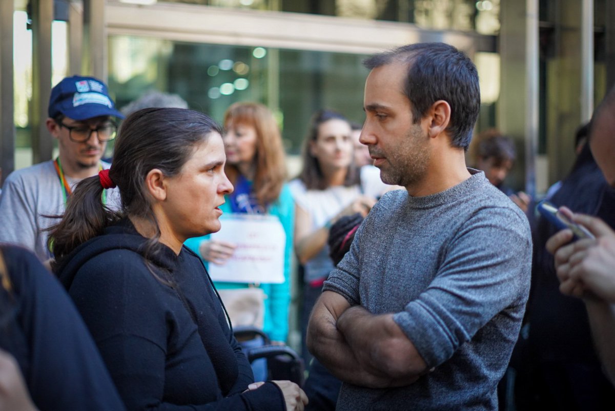 Lo de hoy es muy groso! 💪💪
📢¡Tenemos dictámen! 

▶️Ahora#Quesealey
Agradecer a: <a href="/oficialAAdED1/">Asoc Arg de Electrodependientes (AAdED)</a>, @famias_tea_quilmes, <a href="/unidosxlaunaj/">Unidos Por La Unaj</a>, @ne_frentediscapacidad, @silbersanelli  <a href="/lauralavega/">laura</a>, <a href="/Naty_Zaracho/">Natalia Zaracho</a>, <a href="/ItaiHagman/">Itai Hagman</a> y todo <a href="/HumanaInclusiva/">Argentina Humana Inclusiva</a>
¡Luchar garpa siempre!