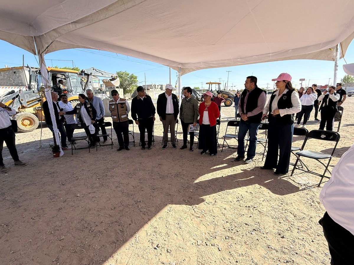 SNDIF (@dif_nmx) on Twitter photo Bajo el objetivo del <a href="/GobiernoMX/">Gobierno de México</a> de consolidar el #SistemaNacionalDeCuidados, los #CECI apoyarán a las mujeres trabajadoras y sus familias en el cuidado de sus hijas/os.
🫶🏽El trabajo de los DIF Estatales será clave para cuidar a las niñas y niños menores de 4 años. 🚼👩👧 Bajo el objetivo del <a href="/GobiernoMX/">Gobierno de México</a> de consolidar el #SistemaNacionalDeCuidados, los #CECI apoyarán a las mujeres trabajadoras y sus familias en el cuidado de sus hijas/os.
🫶🏽El trabajo de los DIF Estatales será clave para cuidar a las niñas y niños menores de 4 años. 🚼👩👧