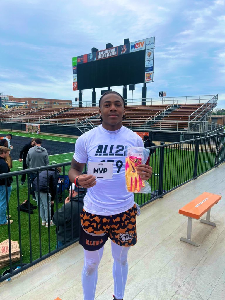 Amari Wash (@amariwash1) on Twitter photo Blessed for the opportunity to compete at the elite 11!!
#AGTG
<a href="/TheOpening/">ALL22</a> <a href="/One11Recruiting/">One11 Recruiting</a> <a href="/Godsgift_Nate/">Nate Paxton</a> <a href="/Mark__Porter/">ScoutingOhio.com - 247 Sports - Bucknuts</a> <a href="/kyleharmon34/">Kyle Harmon</a> Blessed for the opportunity to compete at the elite 11!!
#AGTG
<a href="/TheOpening/">ALL22</a> <a href="/One11Recruiting/">One11 Recruiting</a> <a href="/Godsgift_Nate/">Nate Paxton</a> <a href="/Mark__Porter/">ScoutingOhio.com - 247 Sports - Bucknuts</a> <a href="/kyleharmon34/">Kyle Harmon</a>