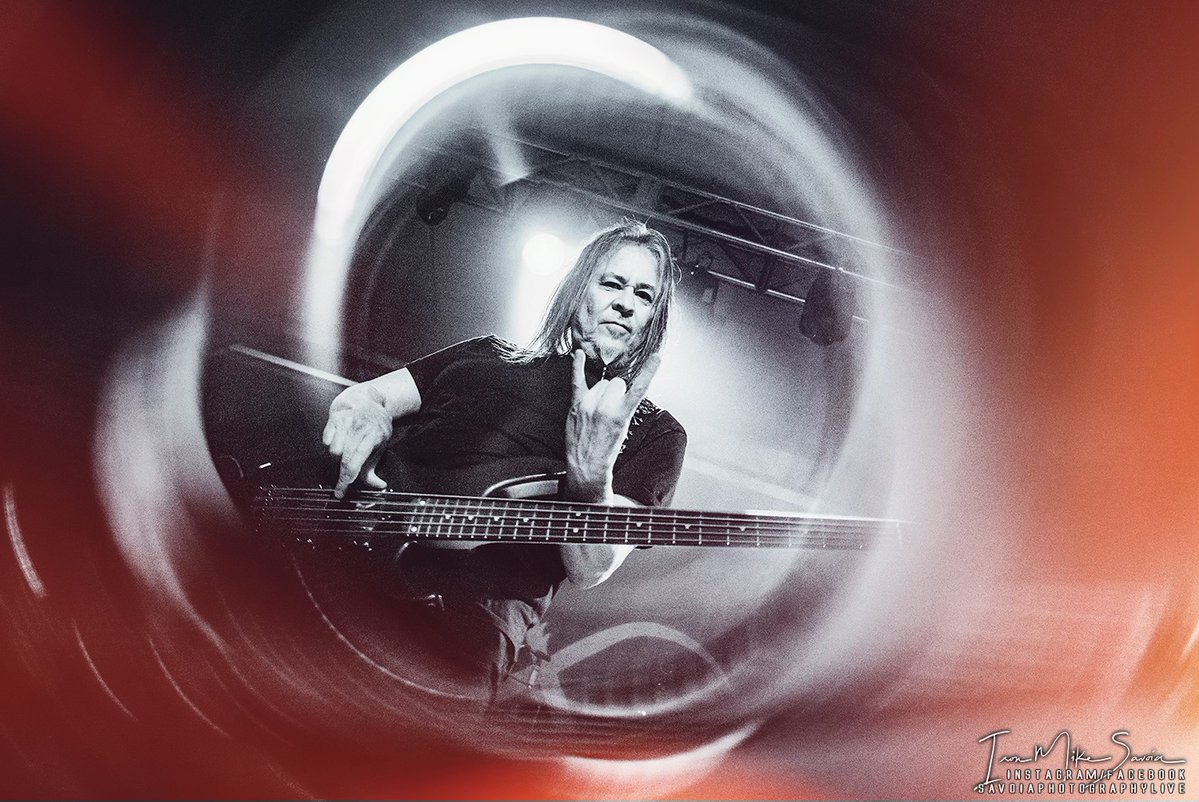 queensryche's tweet photo. Eddie at Clearwater Casino Resort in Suquamish, WA (photo: Savoia Concert Photography)
#Queensryche #eddiejackson #edbass #onetake https://t.co/xWK87ZKSH0