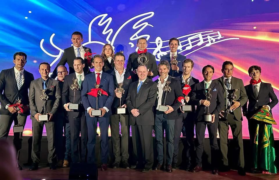 Locojy tweet media