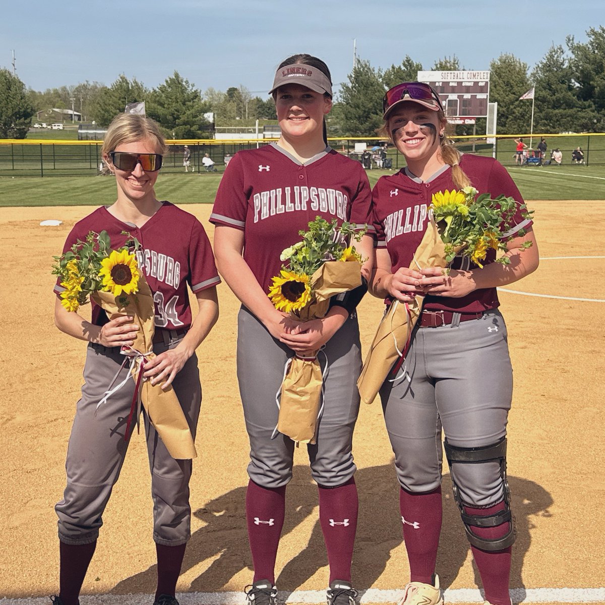 These 3 had a big SENIOR DAY game yesterday!!! GREAT WIN LADIES! One of them just wanted a pic with her ACE wrap cus “I’m a trainers girl” #goliners #happyseniorday #stuffmyathletessay <a href="/StatelinerSball/">Stateliner Softball</a>