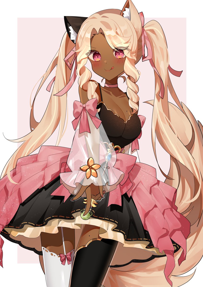 she's eepy but she's live come say hi !🩷🐸