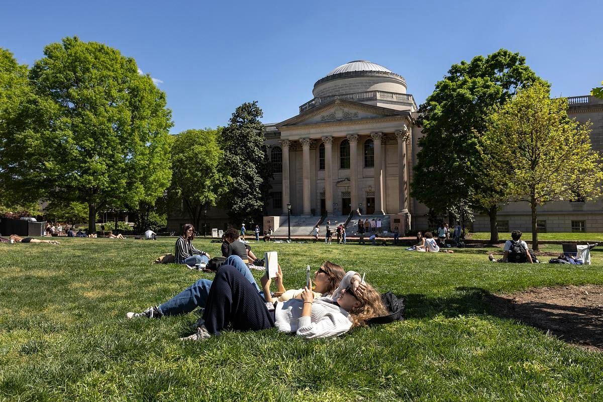 Thinking about your next move? Tomorrow, May 1 is Carolina's first-year enrollment deadline. 📅 Submit your decision and get excited for what's next! ✨