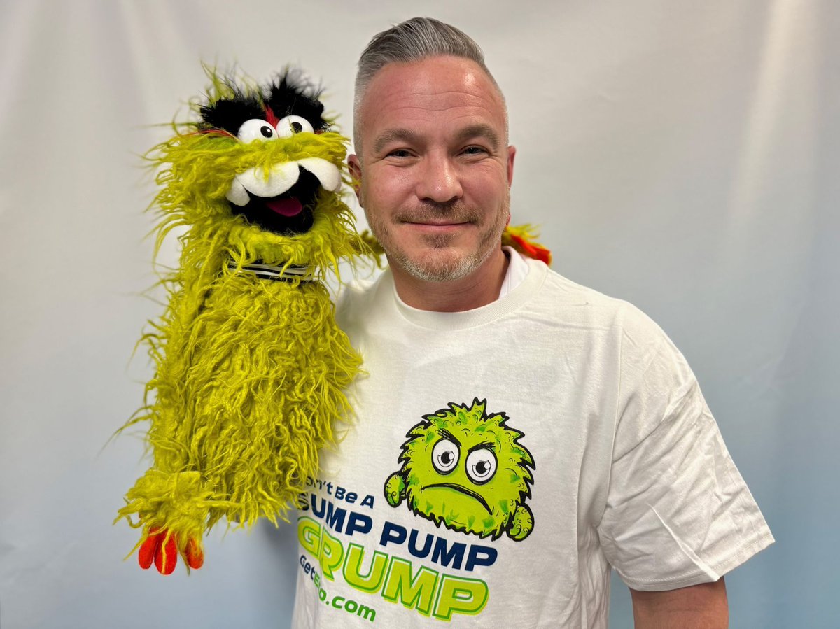 The Sump Pump Grump decided to give Aaron one of his t-shirts... how nice! 💚