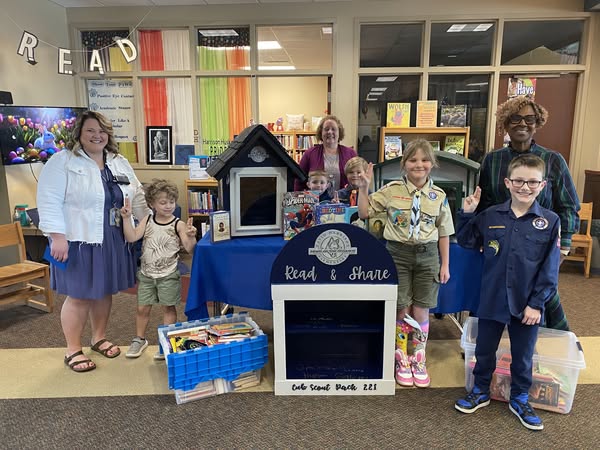David Harrison Elem (@dhelementary) on Twitter photo 📚 Exciting news! David Harrison Elementary now has a Free Little Library, built by our Scout troops and registry donated by Mrs. Kim Taylor! Stop by, take a book, leave a book, and share the joy of reading! #FreeLittleLibrary #DHEReads <a href="/officialSPS/">Springfield Public Schools</a> 📚 Exciting news! David Harrison Elementary now has a Free Little Library, built by our Scout troops and registry donated by Mrs. Kim Taylor! Stop by, take a book, leave a book, and share the joy of reading! #FreeLittleLibrary #DHEReads <a href="/officialSPS/">Springfield Public Schools</a>