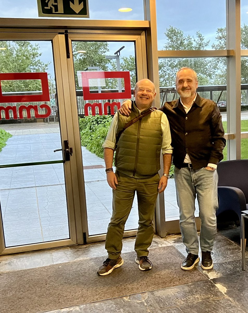Miguel A Pérez Lucas (@perezlucasm) on Twitter photo En la antesala del día del Trabajo, a punto de entrar en los estudios de <a href="/RadioCLM_es/">Radio Castilla-La Mancha</a> con <a href="/madinamunoz/">Fran Madinabeitia</a> y el amigo <a href="/flallanam/">Fernando Lallana</a> En la antesala del día del Trabajo, a punto de entrar en los estudios de <a href="/RadioCLM_es/">Radio Castilla-La Mancha</a> con <a href="/madinamunoz/">Fran Madinabeitia</a> y el amigo <a href="/flallanam/">Fernando Lallana</a>