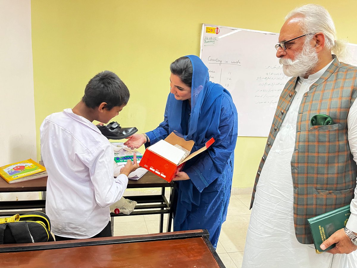 SaniaaAshiq's tweet photo. Distributed Uniforms and Shoes among special students on the directions of CM Punjab @MaryamNSharif . It's an honour and a privilege to be working for these kids. https://t.co/VGq9dCgvUt