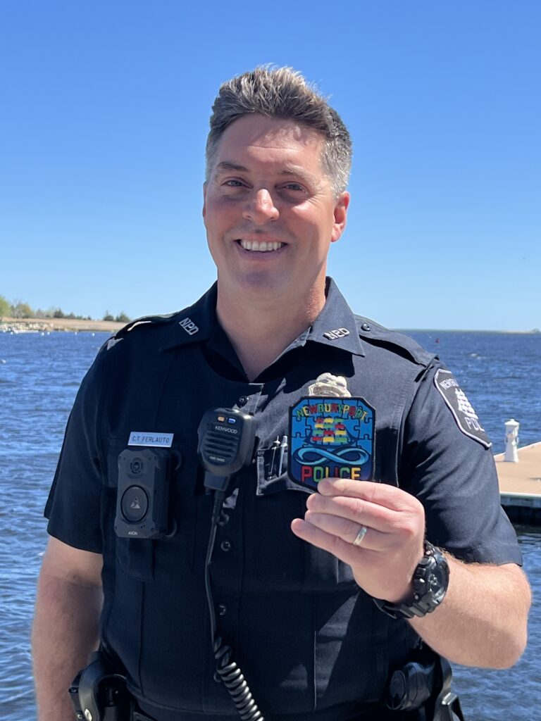 Newburyport Police Raise $600 for the Flutie Foundation through Autism Acceptance Patches: City Marshal Matthew Simons is pleased to share that the Newburyport Police Department raised $600 for the Doug Flutie Jr. Foundation for Autism through the… newburyportpolice.com/2025/04/30/new…