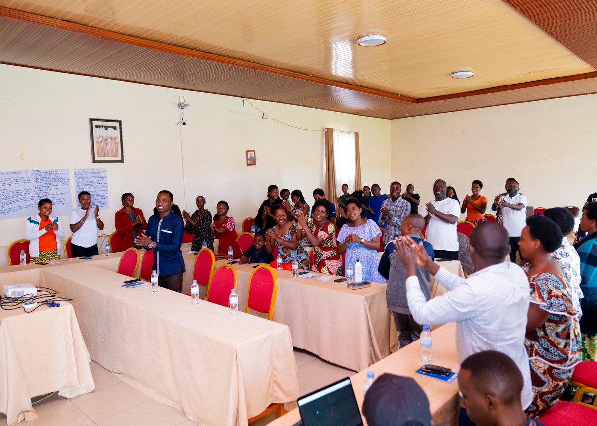 The Green Protector (@theprotectorrw) on Twitter photo 1/3.With #Trocaire CJC program we held a 3 day training with CJC Youth ambassadors from <a href="/NgororeroDistr/">Ngororero District</a> <a href="/GisagaraDistr/">Gisagara District</a> & <a href="/KarongiDistr/">Karongi District</a>
We deepened their understanding of the #SDGs,revisited key lessons on #NDCs,and celebrated inspiring climate success stories from their district 1/3.With #Trocaire CJC program we held a 3 day training with CJC Youth ambassadors from <a href="/NgororeroDistr/">Ngororero District</a> <a href="/GisagaraDistr/">Gisagara District</a> & <a href="/KarongiDistr/">Karongi District</a>
We deepened their understanding of the #SDGs,revisited key lessons on #NDCs,and celebrated inspiring climate success stories from their district