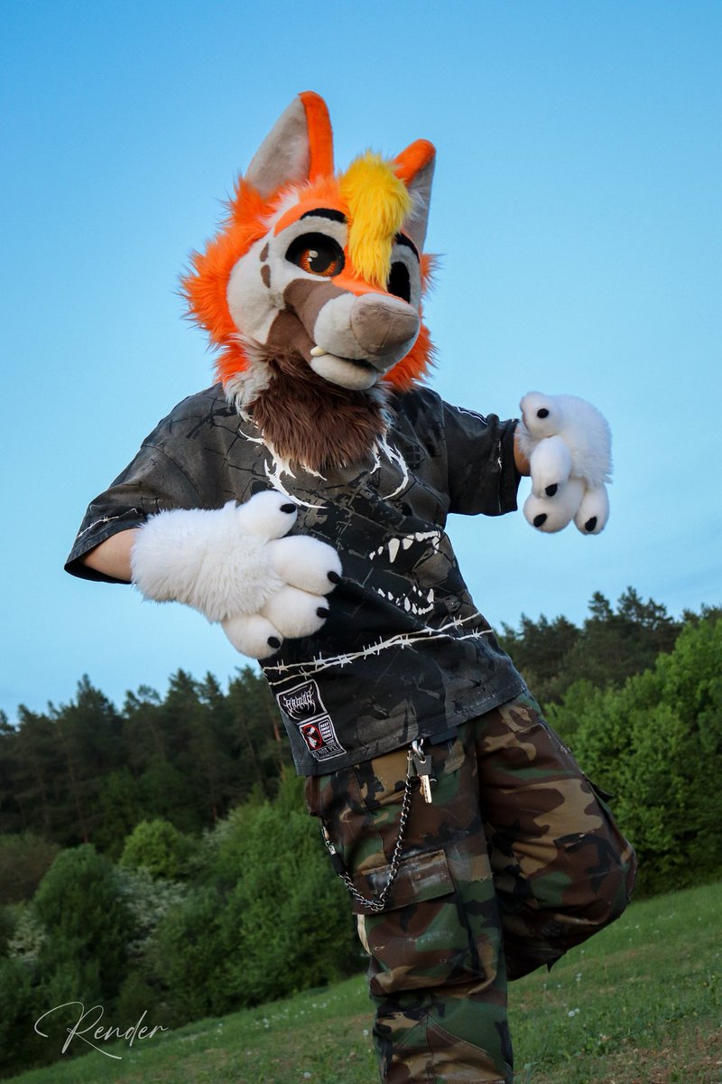 I have a great nick name, they call me never good enaugh. 🥀

✂️ <a href="/MilesFurStudios/">Miles Fur Studios</a>