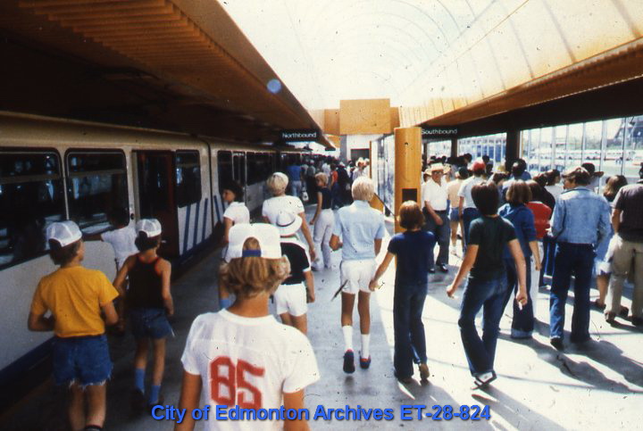 Edmonton Transit Service (ETS) tweet media