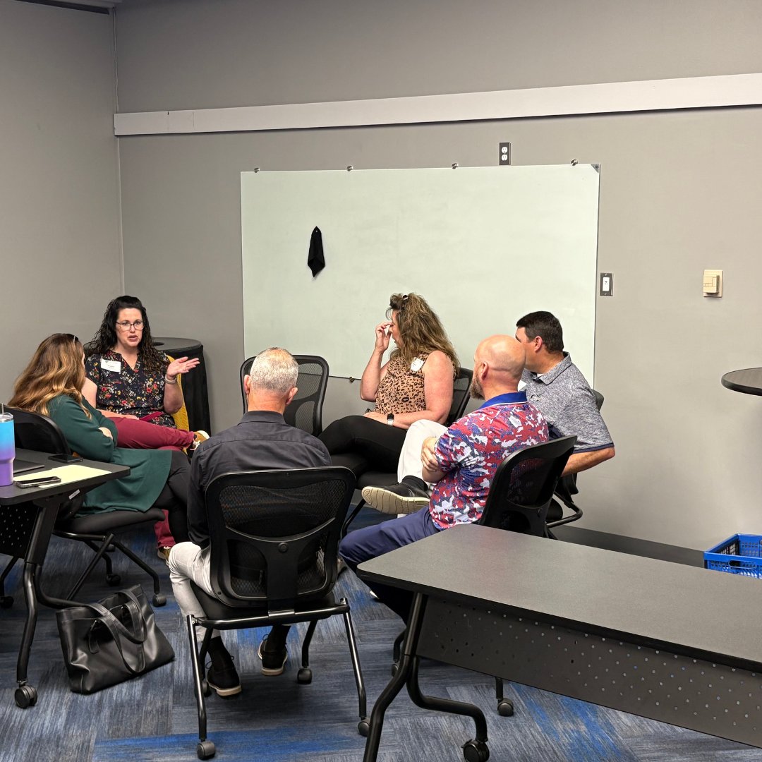 📢 Area school districts gathered at Greenbush (Girard) on April 29-30 for #KSDE School Improvement Day. Teams analyzed data, created action plans, and collaborated to drive student success. 

A special thank you to the KSDE Facilitation Team for leading the way! 👏