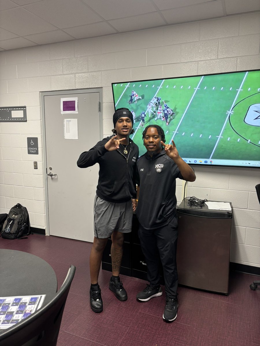 Jaleal Allen (@jaleal_allen1) on Twitter photo #AGTG After a great conversation with <a href="/dcoleknows/">DeMarcus Coleman</a> I am blessed to receive an offer from Houston Christian university! <a href="/HCUFootball/">HCU Football</a> <a href="/CTownEaglesFB/">CrowleyFootball</a> <a href="/CarlosLynn/">Carlos Lynn</a> <a href="/CoachRJ_007/">RJ Bond</a> <a href="/CoachC_Osunde/">C.O.365 Training</a> <a href="/CoachJ_O/">Coach J.O.</a> <a href="/CoachDezGuy/">Coach Guy 🏈🏀</a> #AGTG After a great conversation with <a href="/dcoleknows/">DeMarcus Coleman</a> I am blessed to receive an offer from Houston Christian university! <a href="/HCUFootball/">HCU Football</a> <a href="/CTownEaglesFB/">CrowleyFootball</a> <a href="/CarlosLynn/">Carlos Lynn</a> <a href="/CoachRJ_007/">RJ Bond</a> <a href="/CoachC_Osunde/">C.O.365 Training</a> <a href="/CoachJ_O/">Coach J.O.</a> <a href="/CoachDezGuy/">Coach Guy 🏈🏀</a>