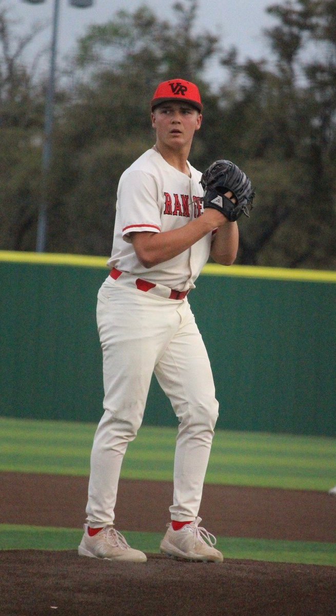 6ATxHSBaseball's tweet photo. Shout out to Vista Ridge So Drew Wells for being named our @Diamondpropgp 6A Pitcher of the Week - 7 IP, 0 Hits, 0 Runs, 13 K; No-Hitter @DrewWells_22 @vrhsbaseball  @TxHS_Baseball https://t.co/ADtIoghdpR