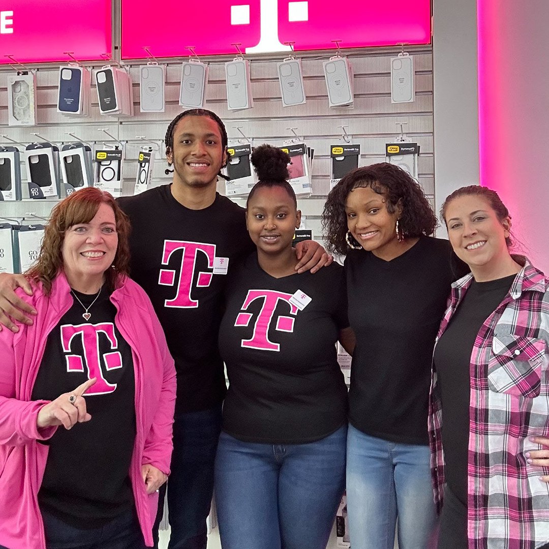 Our North Carolina teams are always ready to help! Stop by if you want to switch to T-Mobile, upgrade your device, or need help with a last minute graduation gift  📱✨

🏪 Visit the store at
353 E Hanes Mill Road
Winston Salem, NC 27105
(336) 893-6885