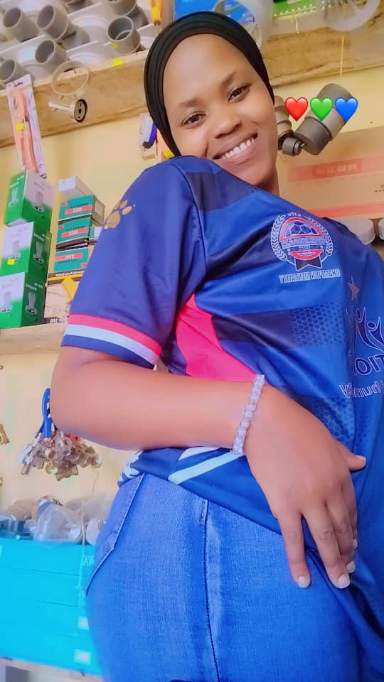 Akatugumya Olivia (@akatugumya52767) on Twitter photo Regardless of teams in #BubzLeague ,<a href="/Rwekisigazifc/">RWEKISIGAZI FC</a> is the best just argue with your phone Regardless of teams in #BubzLeague ,<a href="/Rwekisigazifc/">RWEKISIGAZI FC</a> is the best just argue with your phone